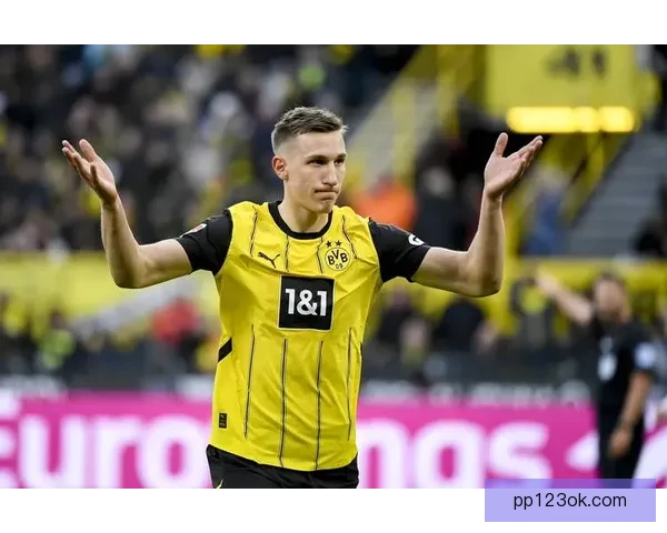 图片报称施洛特贝克妻子再度怀孕夫妻今年内将迎来第二个孩子